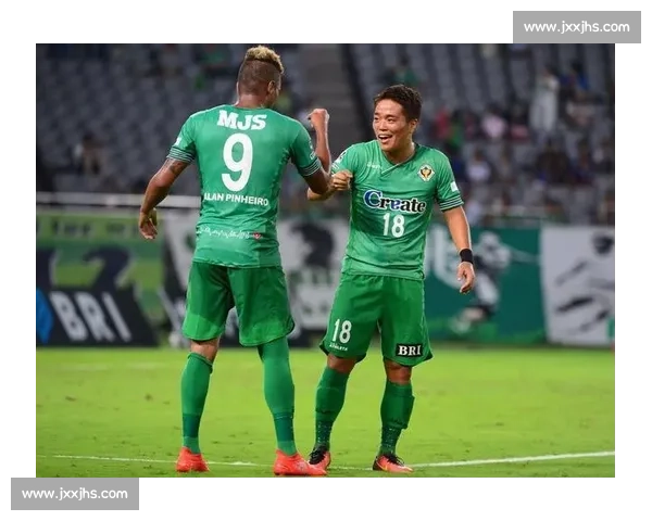 浦和红钻激战大宫松鼠 展现顶级足球对决与精彩瞬间